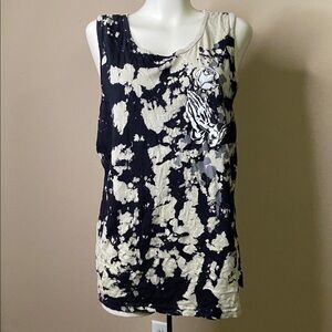 DIKOTOMY Tie-Dye Sleeveless Praying Hands rock Tank Top 🖤